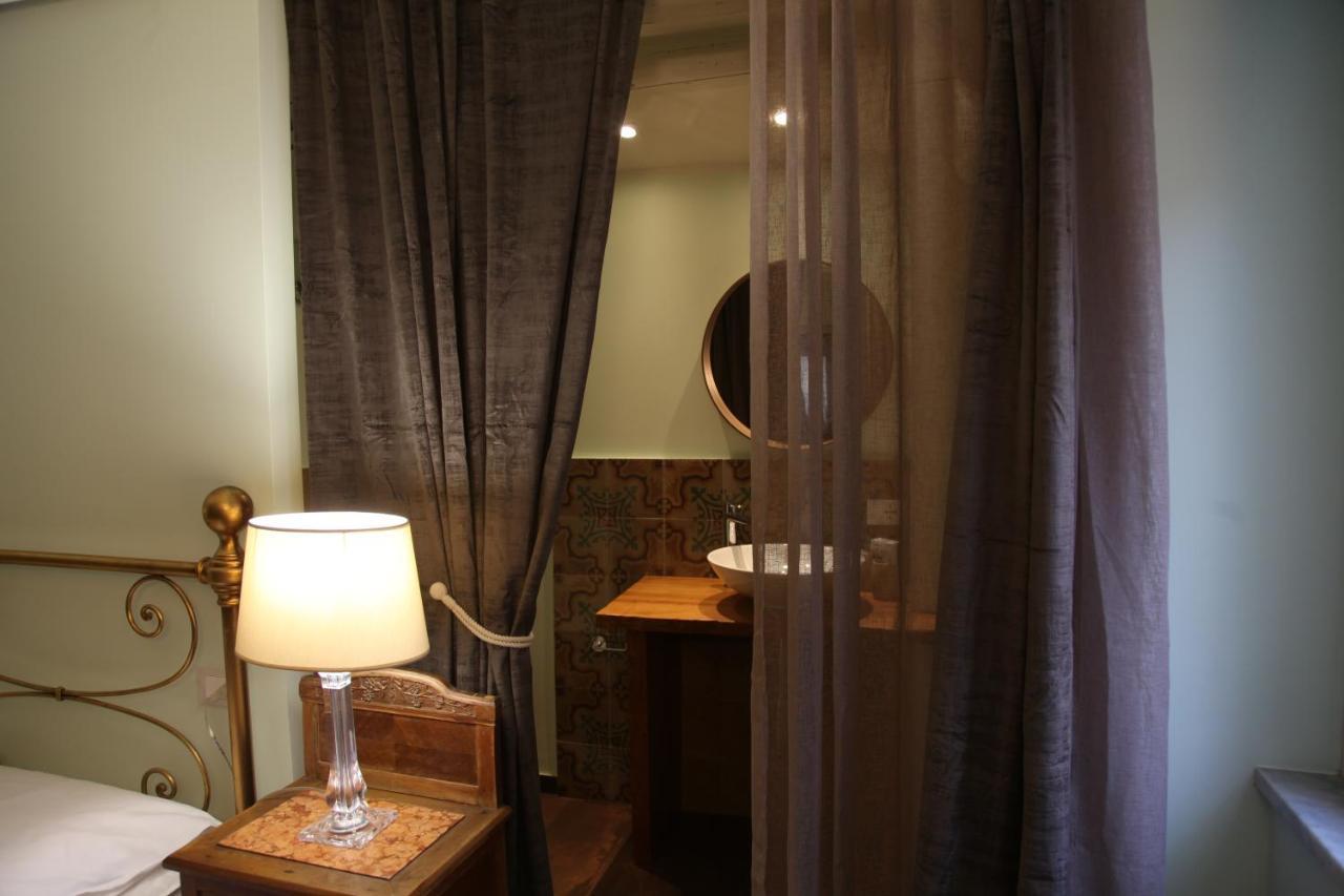 Chiarastella Rooms Villafrati Exterior foto
